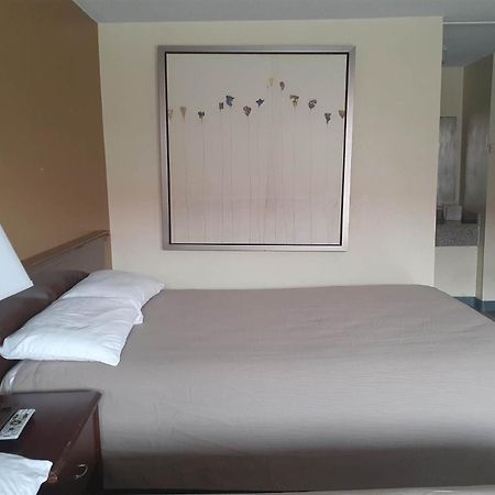 Holiday Lodge Virginia Pearisburg Екстериор снимка