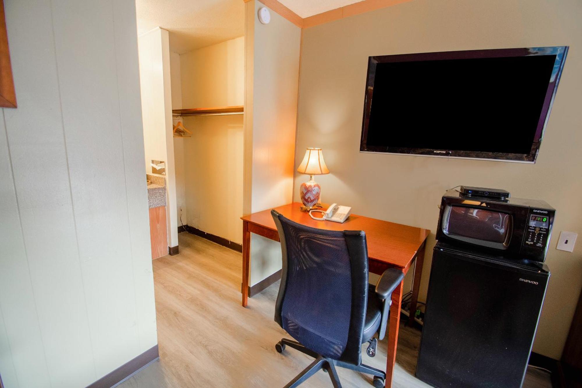 Holiday Lodge Virginia Pearisburg Екстериор снимка
