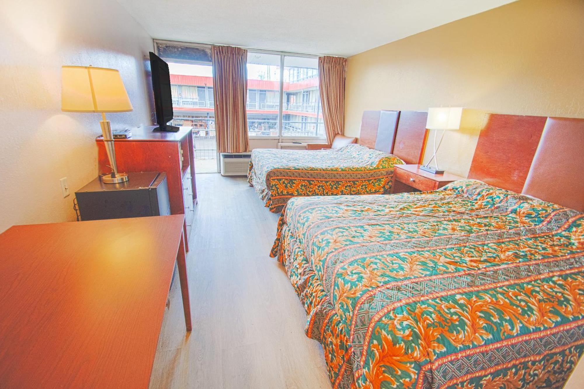 Holiday Lodge Virginia Pearisburg Екстериор снимка