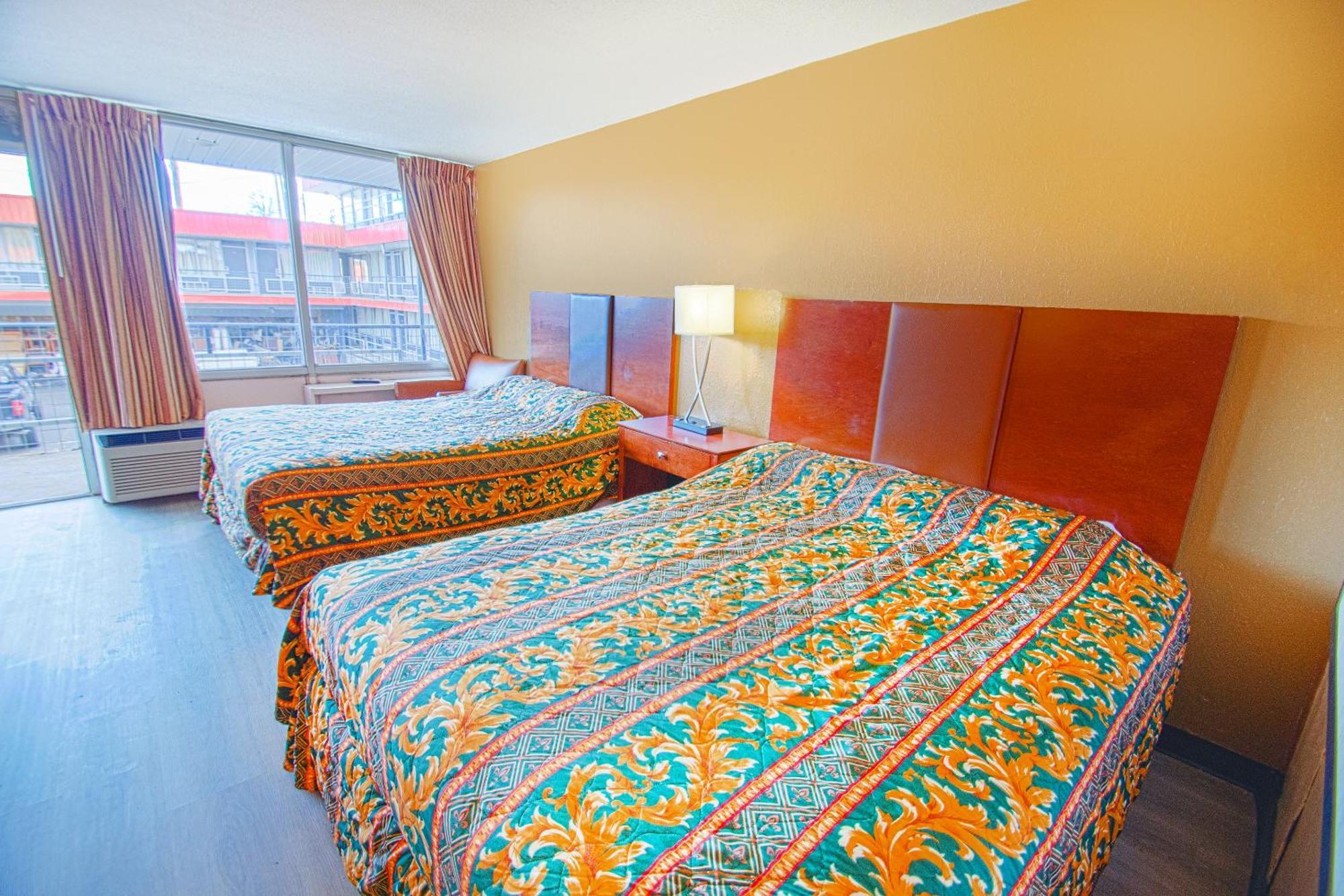Holiday Lodge Virginia Pearisburg Екстериор снимка